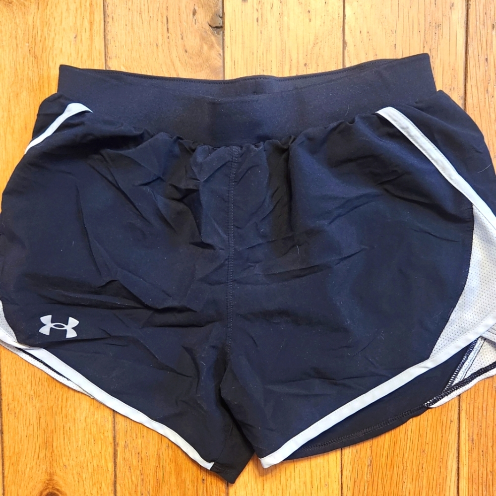Women's heatgear Under Armour running shorts. Size XS